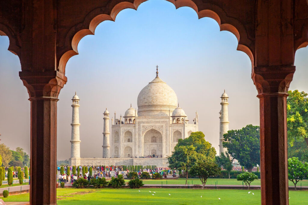 Experiencing Royalty: Unveiling the Magic of Private Taj Mahal Tour Packages